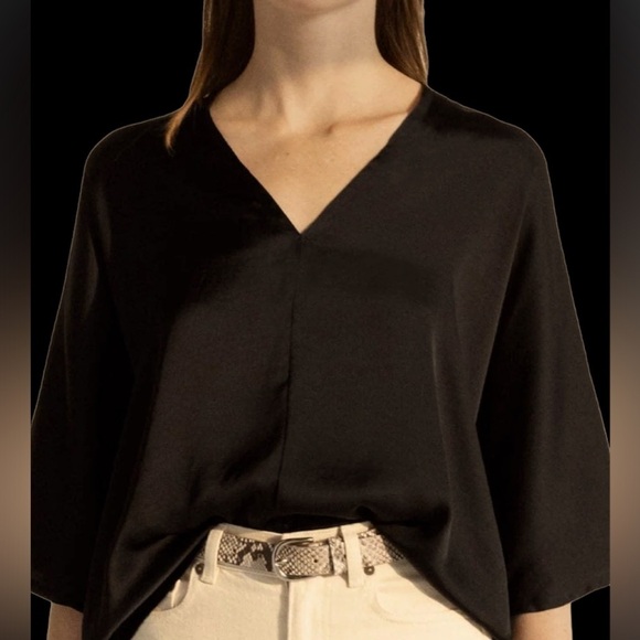 Gemma & Jane Black V neck flowy style silky 3/4 sleeve blouse Sz  M - Picture 1 of 14